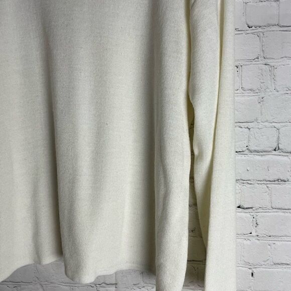 Vara Cream Crewneck Sweater Large - Picture 3 of 11